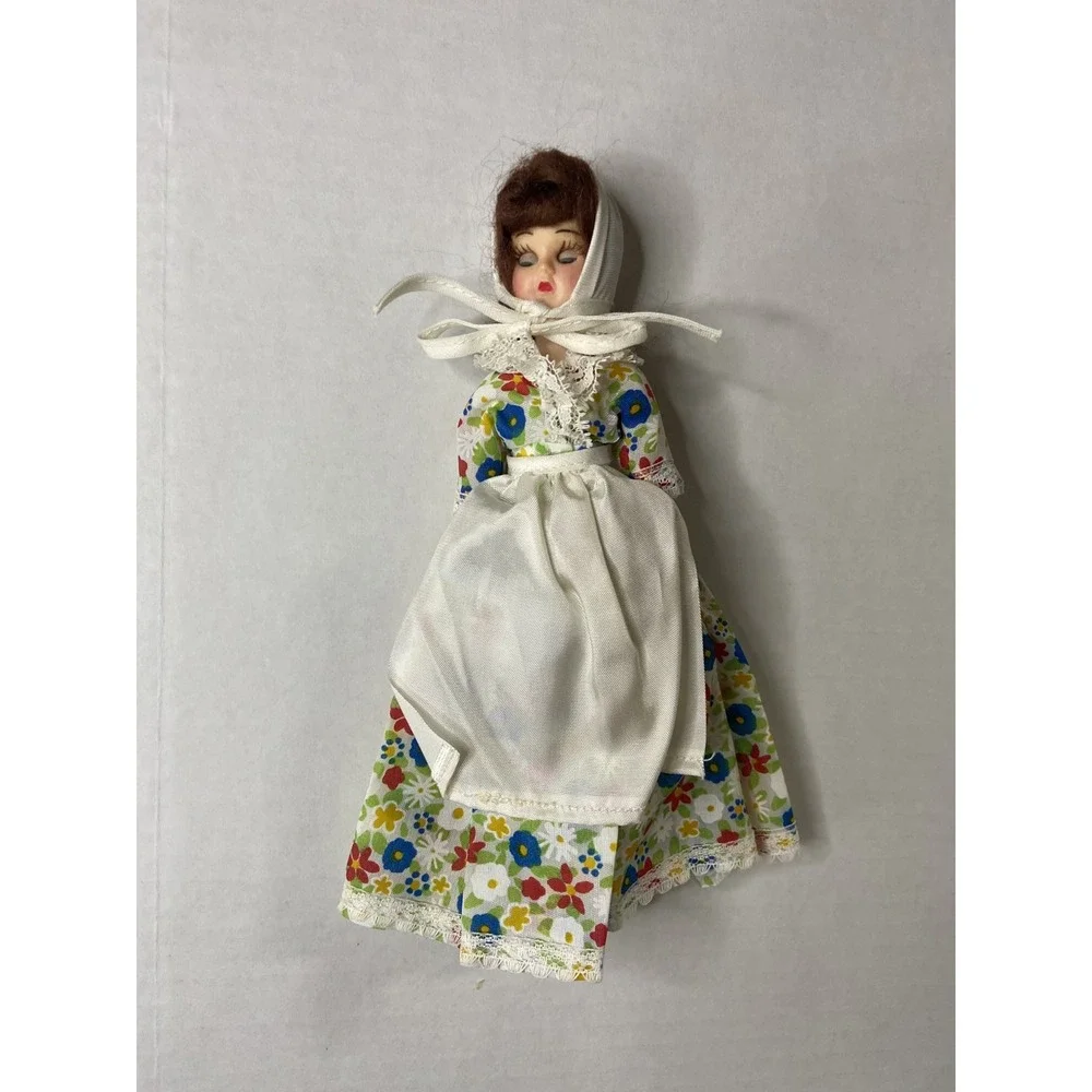 Blue Bonnet‎ American Heritage Doll Bride Next Door 8